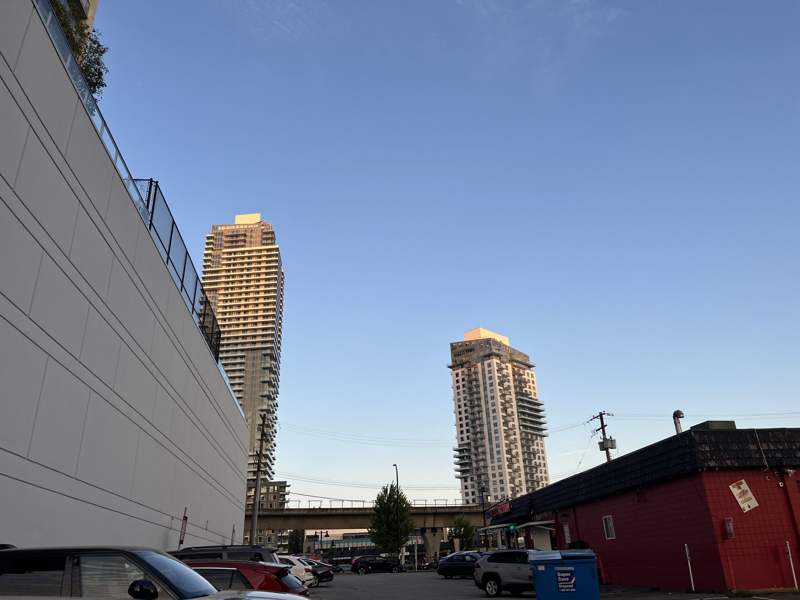 Is It Better to Buy a Pre-Sale or Resale Condo in Vancouver?